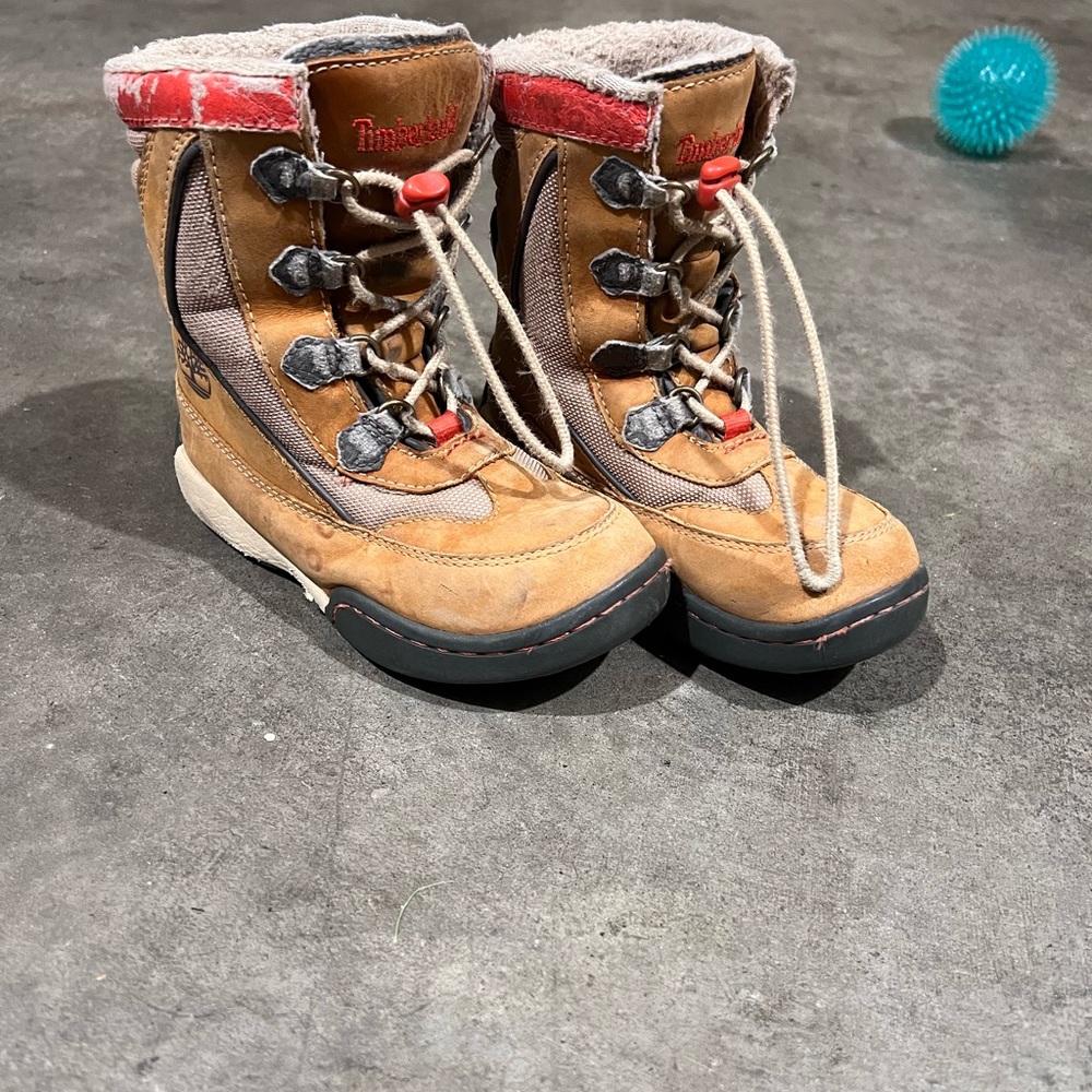 Timberland Boys' Tan Boots with Red Accents